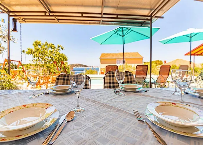 Tatil Evi Happy Rogoznica (Sibenik-Knin)